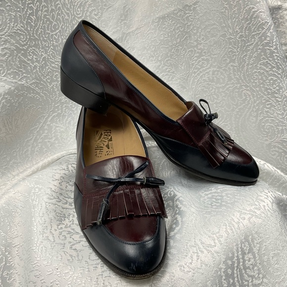 Vintage Salvatore Ferragamo Women's Two-Tone Loafers - Picture 9 of 11